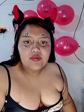 natt-bigass online show from November 2, 2025, 1:21 am