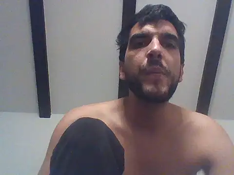 Snapshot of SamoSkupo chatting on October 22, 2025, 10:19 pm SamoSkupo online show from October 22, 2025, 10:19 pm