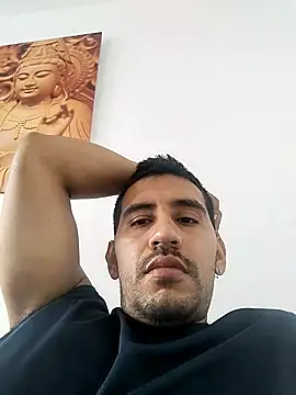 Andyy Carterr online show from November 17, 2025, 2:54 pm