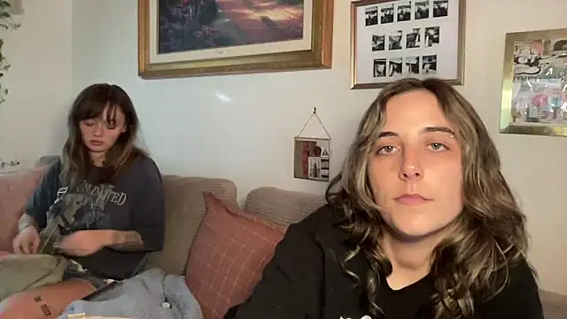 Snapshot of lill_daddysgirl chatting on March 2, 2026, 12:22 am lill daddysgirl online show from March 2, 2026, 12:22 am