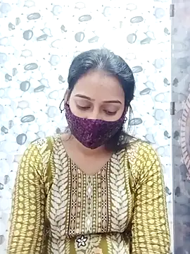 Hot Baby250 online show from January 13, 2026, 6:23 pm