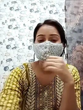 Hot Baby250 online show from April 22, 2026, 2:02 pm