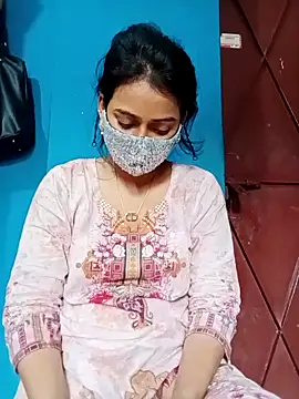 Hot Baby250 online show from April 19, 2026, 6:25 am