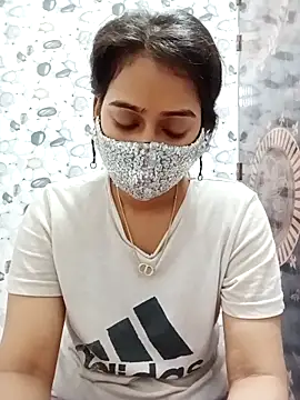 Hot Baby250 online show from April 26, 2026, 8:00 am