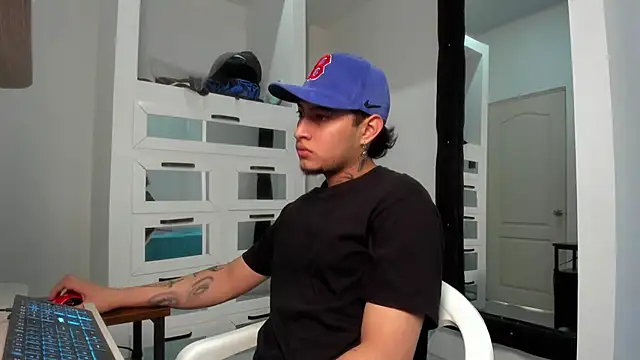 Sky Wild online show from March 29, 2026, 8:32 pm