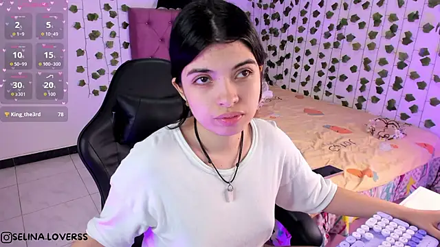 selina lovers  online show from November 15, 2025, 3:10 am