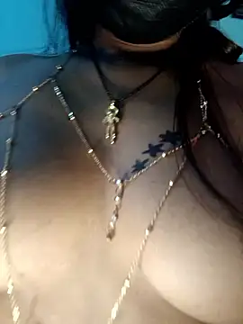 Snapshot of duskyangel chatting on May 16, 2026, 1:26 am duskyangel online show from May 16, 2026, 1:26 am
