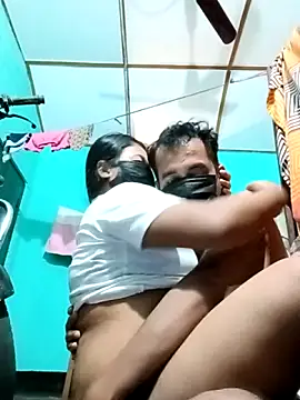 Snapshot of Cute-Vaanya chatting on October 25, 2025, 5:24 pm Cute-Vaanya online show from October 25, 2025, 5:24 pm