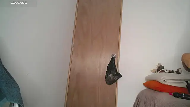 Snapshot of Miranda_kim_ chatting on November 2, 2025, 7:41 pm Miranda kim online show from November 2, 2025, 7:41 pm