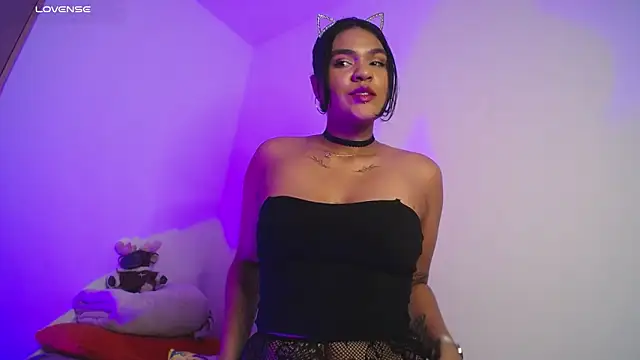 Snapshot of Miranda_kim_ chatting on October 30, 2025, 11:01 pm Miranda kim online show from October 30, 2025, 11:01 pm