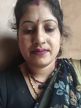 Snapshot of Rayal_bhabi chatting on June 18, 2026, 12:31 am Rayal bhabi online show from June 18, 2026, 12:31 am