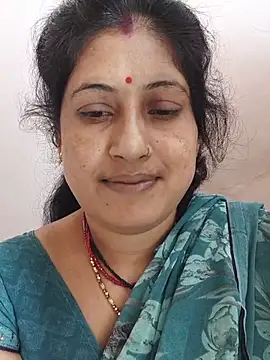 Snapshot of Rayal_bhabi chatting on July 2, 2026, 6:41 am Rayal bhabi online show from July 2, 2026, 6:41 am