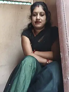 Snapshot of Rayal_bhabi chatting on June 24, 2026, 12:42 am Rayal bhabi online show from June 24, 2026, 12:42 am
