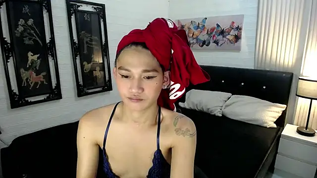 TSJaninexx online show from October 17, 2025, 2:15 am