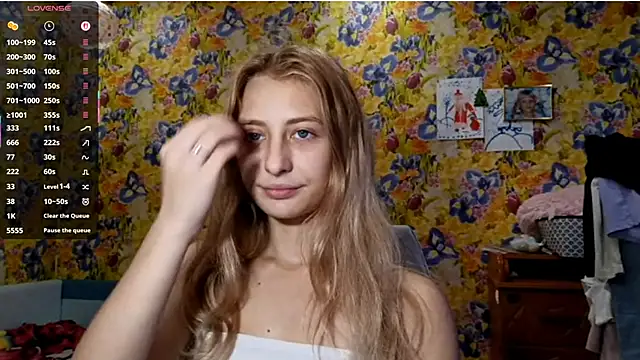 AmeliLia online show from October 25, 2025, 11:09 am