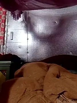 Snapshot of YiyinLy chatting on January 16, 2026, 7:34 am YiyinLy online show from January 16, 2026, 7:34 am