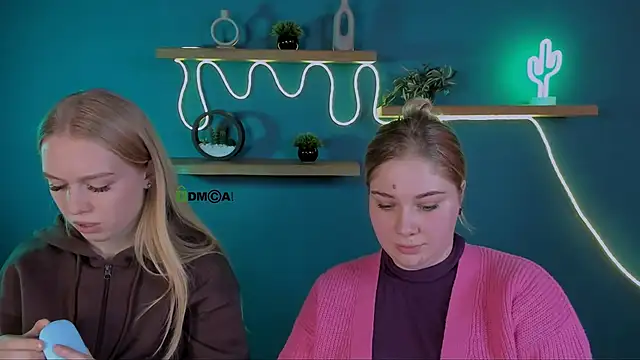 Snapshot of tereza_moon chatting on October 28, 2025, 9:30 am tereza moon online show from October 28, 2025, 9:30 am