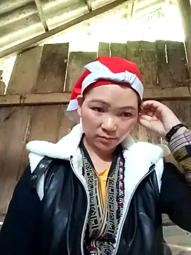 laddy-cute online show from October 18, 2025, 9:00 am