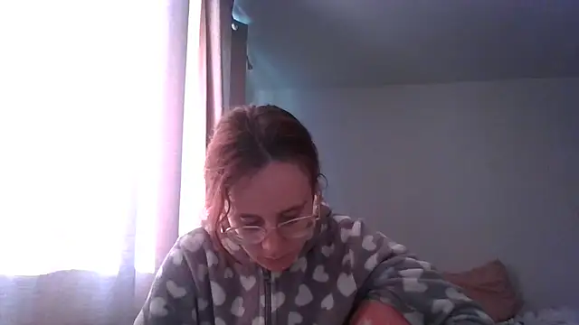 LuckySLove online show from May 27, 2026, 5:53 pm