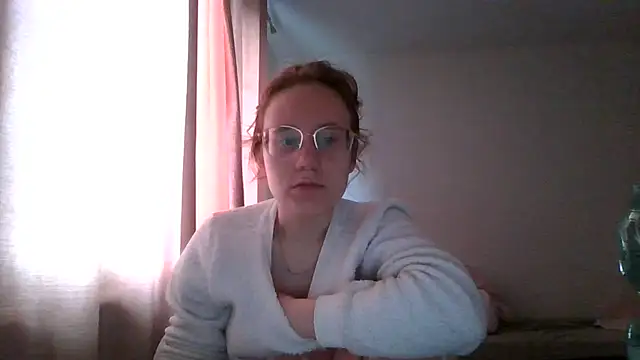 LuckySLove online show from May 31, 2026, 2:34 pm