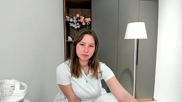 Snapshot of LishaManship chatting on October 14, 2025, 1:45 pm LishaManship online show from October 14, 2025, 1:45 pm