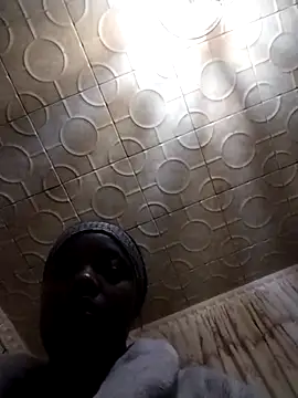 Snapshot of paynothicknesss chatting on October 24, 2025, 12:42 am paynothicknesss online show from October 24, 2025, 12:42 am