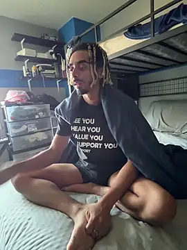 shadespider online show from April 21, 2026, 9:10 pm