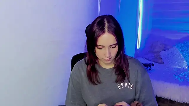 Emily Lindey online show from January 14, 2026, 3:32 am