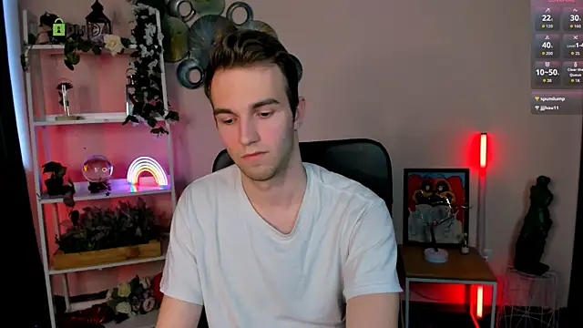 astren villo online show from April 5, 2026, 12:12 pm