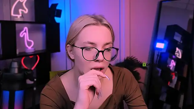 sendi cais online show from November 28, 2025, 11:10 am