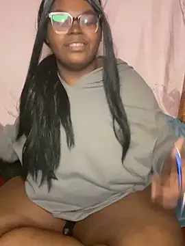 TheChubbySiren online show from May 20, 2026, 1:41 pm