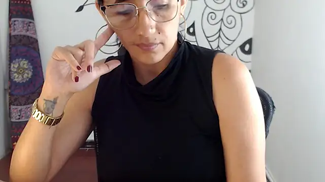 Lucyy Naugthy online show from February 28, 2026, 1:44 pm