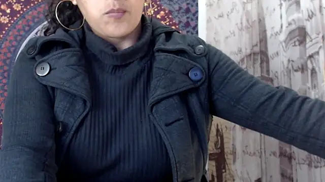 Lucyy Naugthy online show from February 19, 2026, 1:52 pm