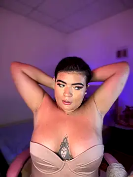 Snapshot of -MACA- chatting on October 24, 2025, 6:45 am -MACA- online show from October 24, 2025, 6:45 am