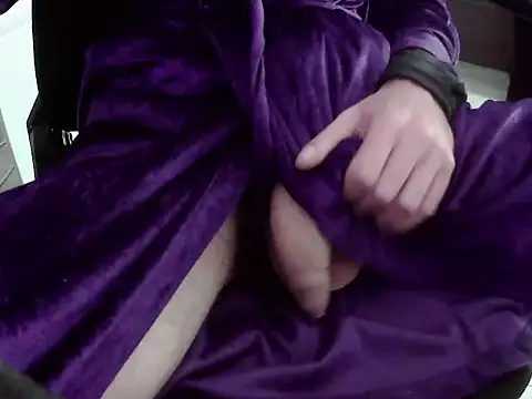 Batboy94 online show from November 22, 2025, 12:21 am