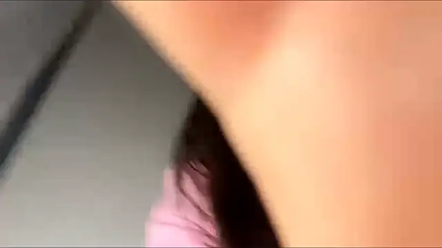 Snapshot of StawBerrys chatting on October 27, 2025, 8:54 pm StawBerrys online show from October 27, 2025, 8:54 pm