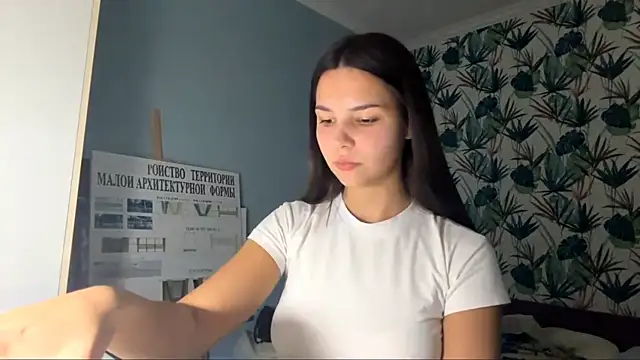 Snapshot of StawBerrys chatting on October 29, 2025, 8:08 pm StawBerrys online show from October 29, 2025, 8:08 pm