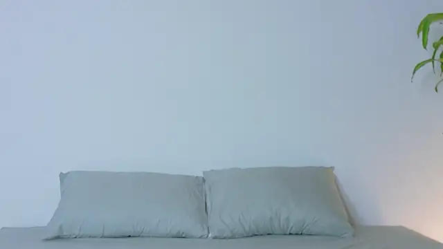 Axel Cody  online show from May 28, 2026, 1:17 pm