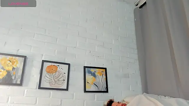 MATEO HUNTER online show from February 14, 2026, 8:36 am