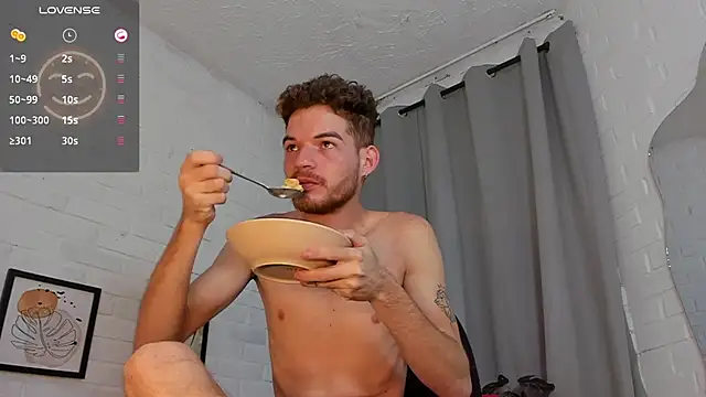 MATEO HUNTER online show from November 16, 2025, 7:02 am