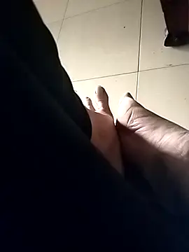 Snapshot of Amanda-_ena- chatting on February 26, 2026, 10:48 am Amanda- ena- online show from February 26, 2026, 10:48 am