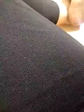 Snapshot of Amanda-_ena- chatting on February 19, 2026, 11:18 am Amanda- ena- online show from February 19, 2026, 11:18 am