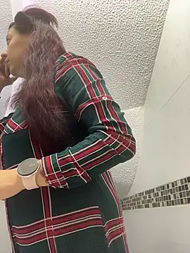 Zoe fire online show from December 1, 2025, 12:39 pm