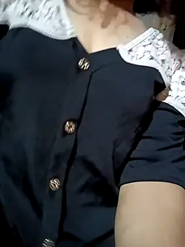 RizoCii online show from October 21, 2025, 2:27 pm