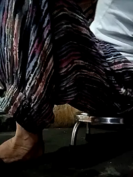 RizoCii online show from October 21, 2025, 1:27 am