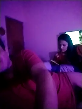 Snapshot of checheludo23 chatting on February 6, 2026, 8:10 am checheludo23 online show from February 6, 2026, 8:10 am