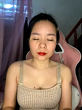 Listen-ly online show from November 21, 2025, 3:49 am