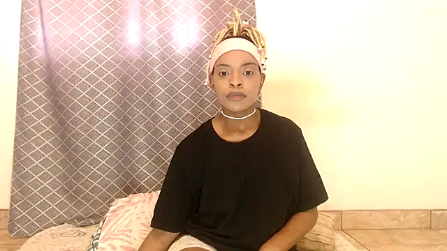 fifiqueen25 online show from January 8, 2026, 11:16 am