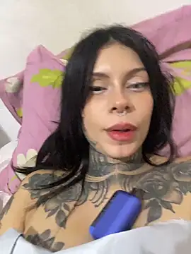 DarkD0ll online show from October 24, 2025, 10:36 am