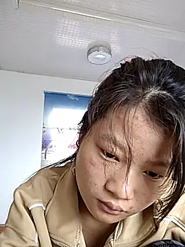 Snapshot of nghi-xinh chatting on October 17, 2025, 4:05 am nghi-xinh online show from October 17, 2025, 4:05 am